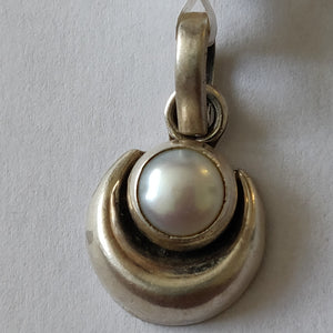 Half Moon Pearl's Pendant Pure Silver